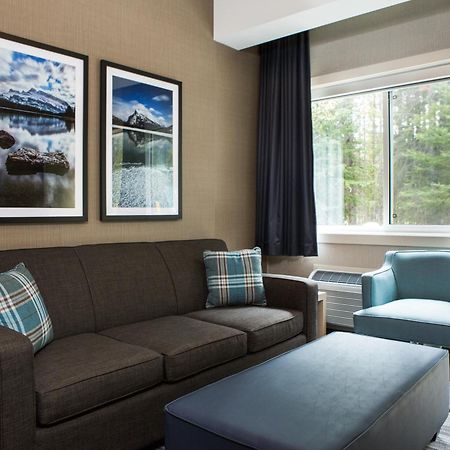 Mountaineer Lodge Lake Louise Eksteriør bilde